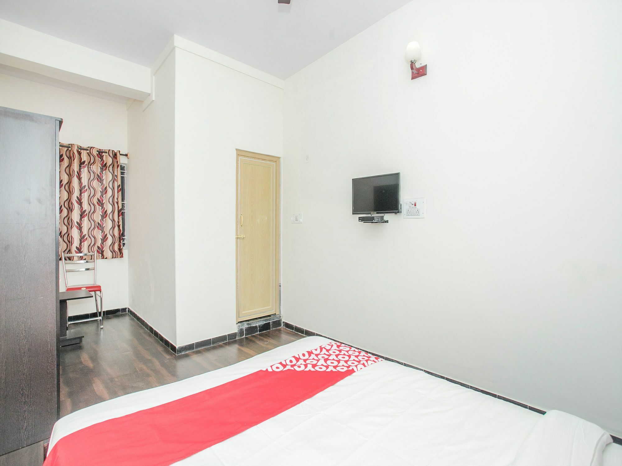 Oyo 14430 Sunshine Grand Hotel Bangalore Exterior photo