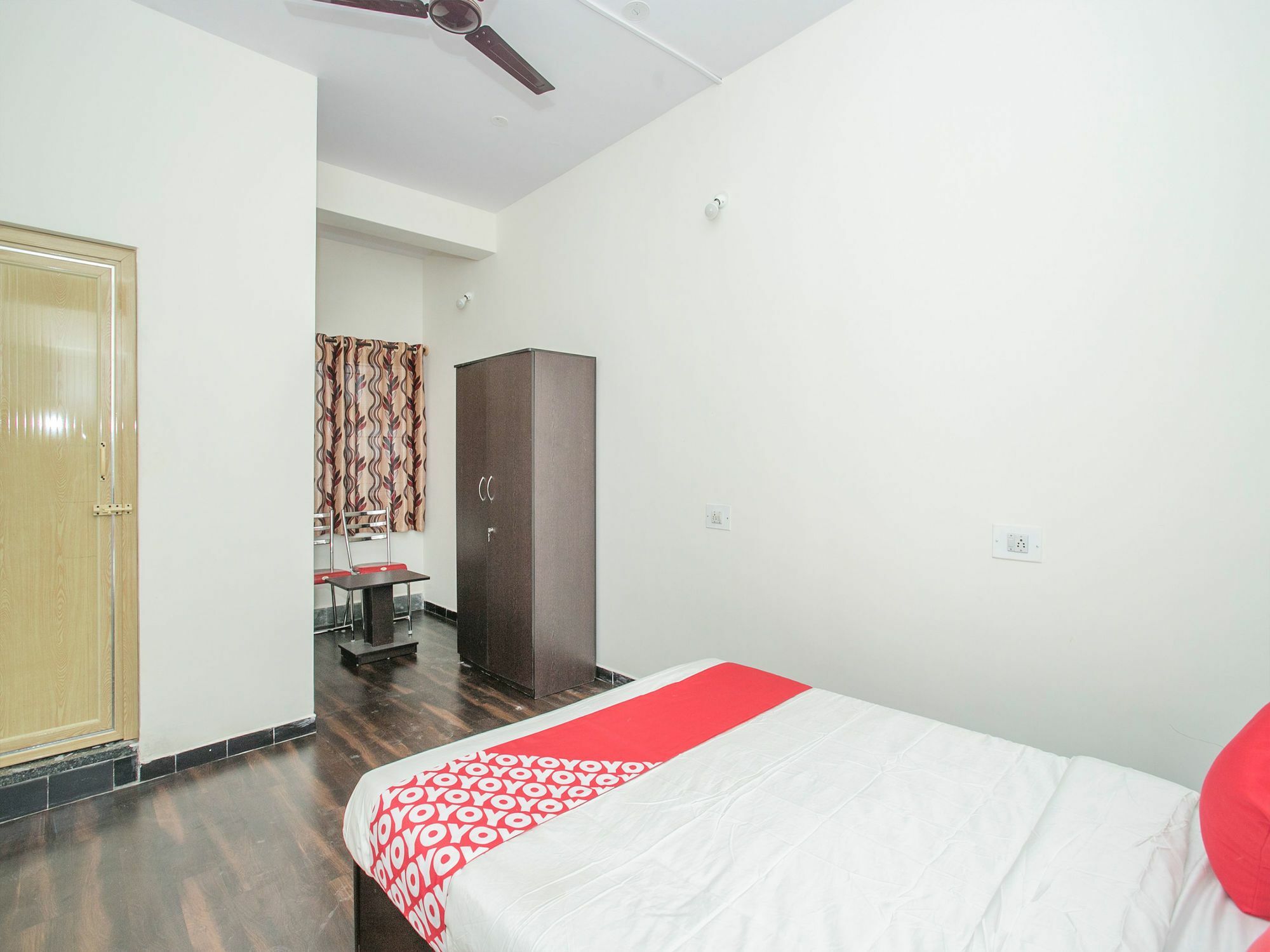 Oyo 14430 Sunshine Grand Hotel Bangalore Exterior photo