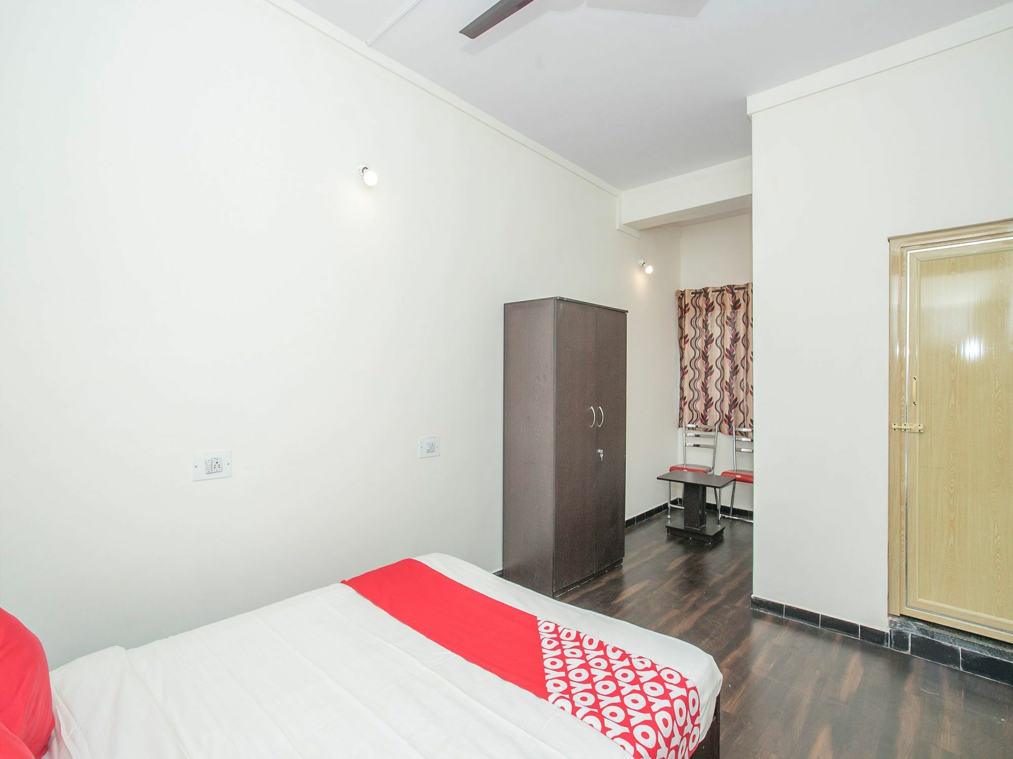 Oyo 14430 Sunshine Grand Hotel Bangalore Exterior photo